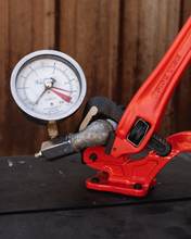 Load image into Gallery viewer, 14" Aluminum Offset Pipe Wrench (OAPW14)