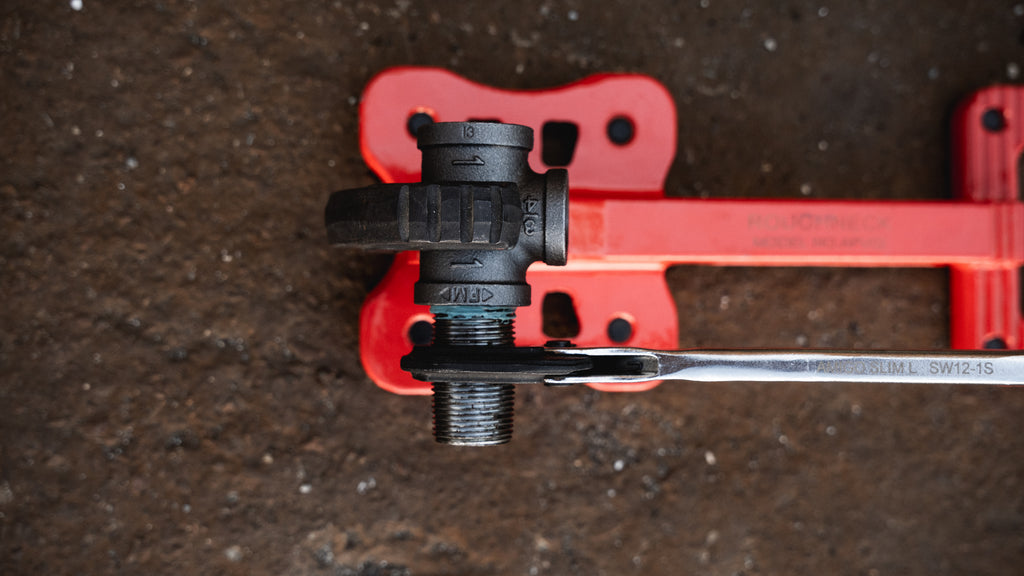 The Roughneck™ Steel (SPV02). 2" Capacity.