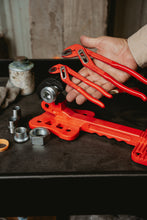 Load image into Gallery viewer, Slim Jaw Plier Combo 7&quot; &amp; 10&quot;
