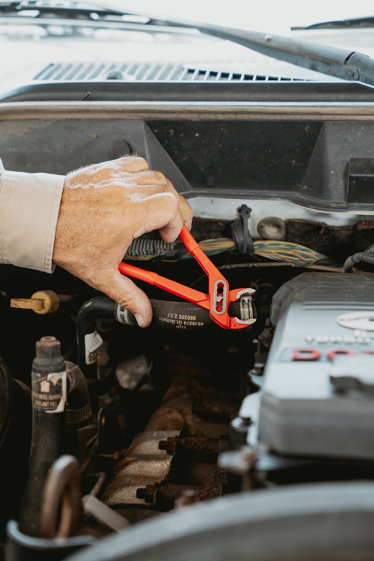 7" Slim Jaw Pliers (WPP7)