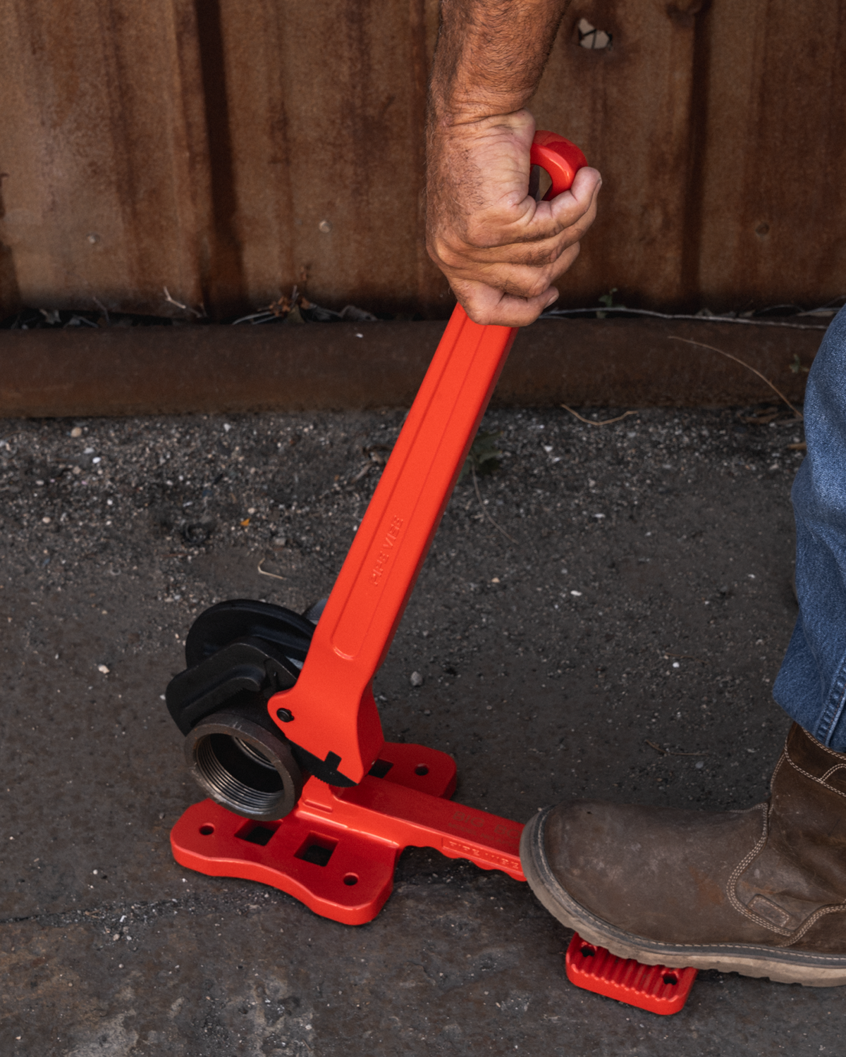 Thor (ASW24-3). 3” Capacity.